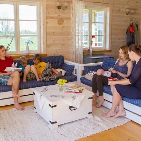 Ullaste Puhkemaja Casa de Férias Salevere